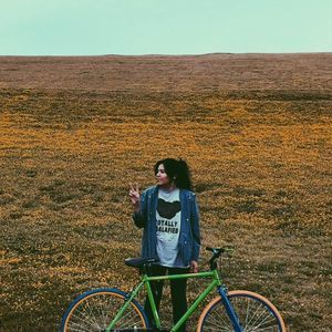 Meet your Posher, Lizzy